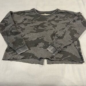 Vintage Havana gray camo crop top
